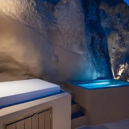 فيلة Litheos Santorini Luxury Cave Vourvoúlos