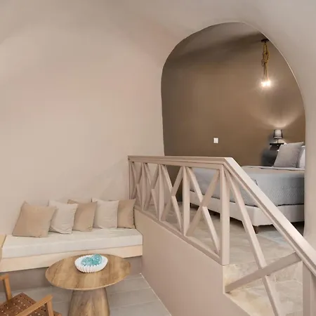 Litheos Santorini Luxury Cave فيلة