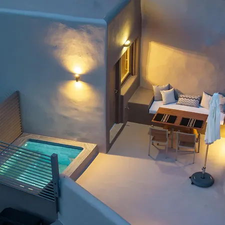 Litheos Santorini Luxury Cave *