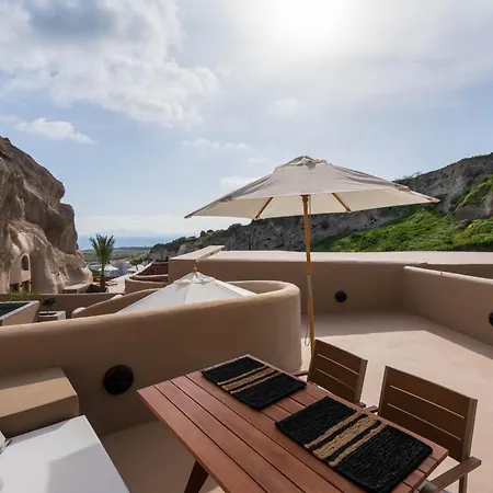 Litheos Santorini Luxury Cave *