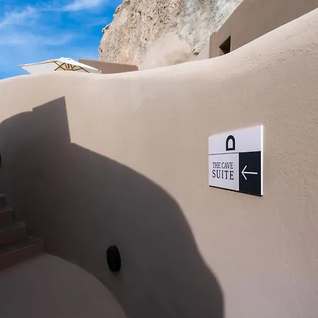 فيلة Litheos Santorini Luxury Cave