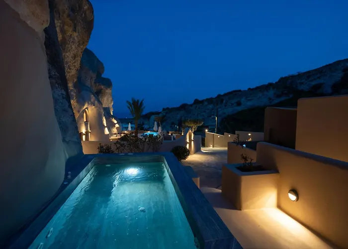 Litheos Santorini Luxury Cave Villa