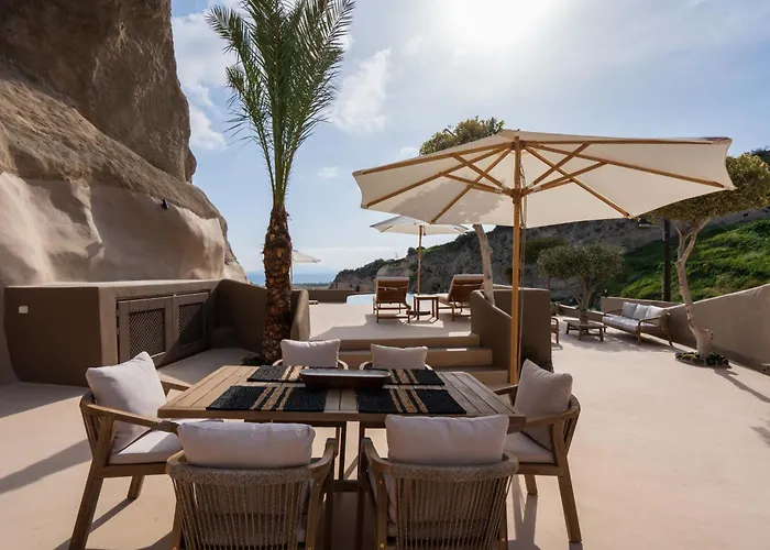 Villa Litheos Santorini Luxury Cave Vourvoúlos