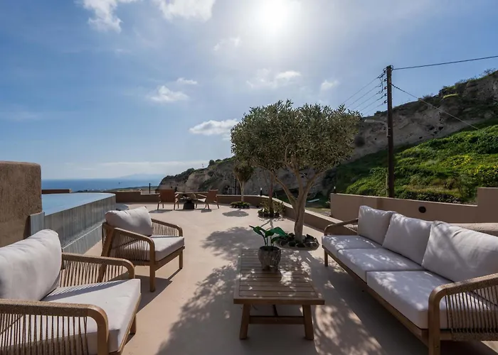 Litheos Santorini Luxury Cave