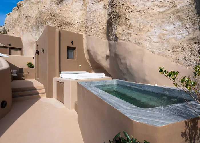 Villa Litheos Santorini Luxury Cave *