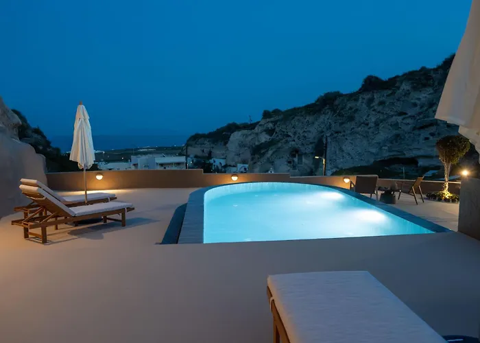 Villa Litheos Santorini Luxury Cave