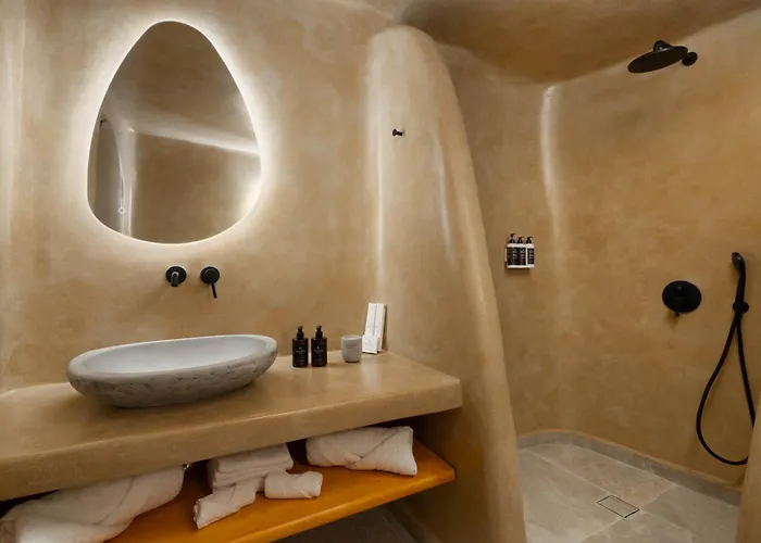 Villa Litheos Santorini Luxury Cave *