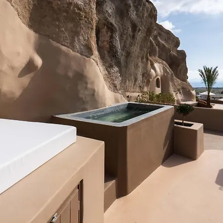 Villa Litheos Santorini Luxury Cave