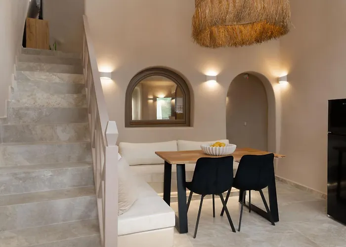 Villa Litheos Santorini Luxury Cave