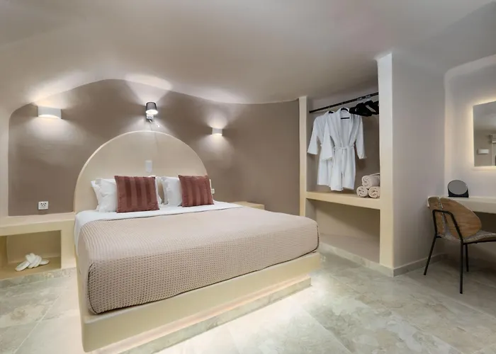 Villa Litheos Santorini Luxury Cave Vourvoúlos